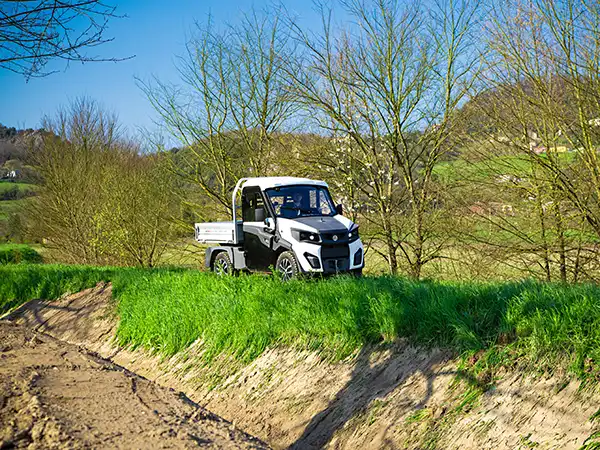  Tratores elétricos agrícolas N1