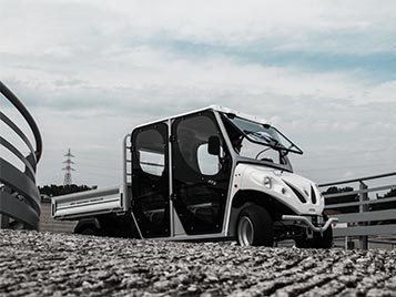 Ve&iacute;culo el&eacute;trico cabina dupla