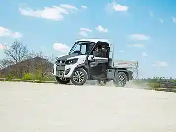 Descubra as diferenças entre 4WD, AWD e Dual Motor