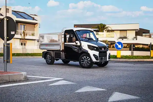 Quadriciclos elétricos com taipais homologados N1 da ALKE'